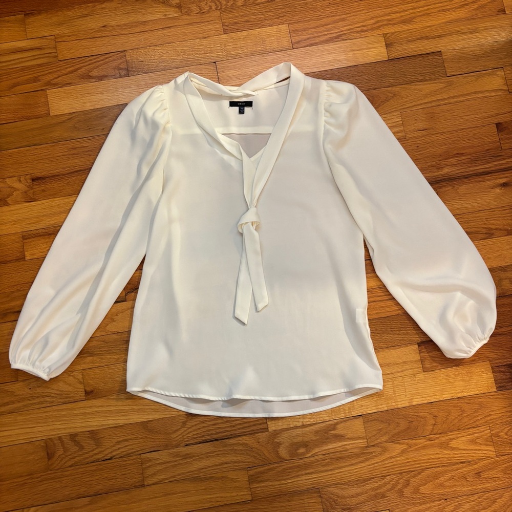 DREW Cream V-Neck Tie Blouse – Size XS